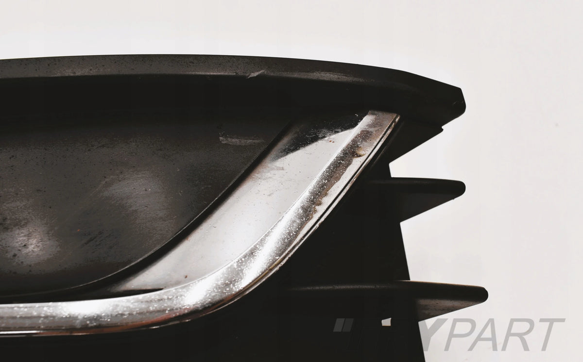 VW PASSAT B7 3AA RIGHT FRONT BUMPER GRILLE ORG