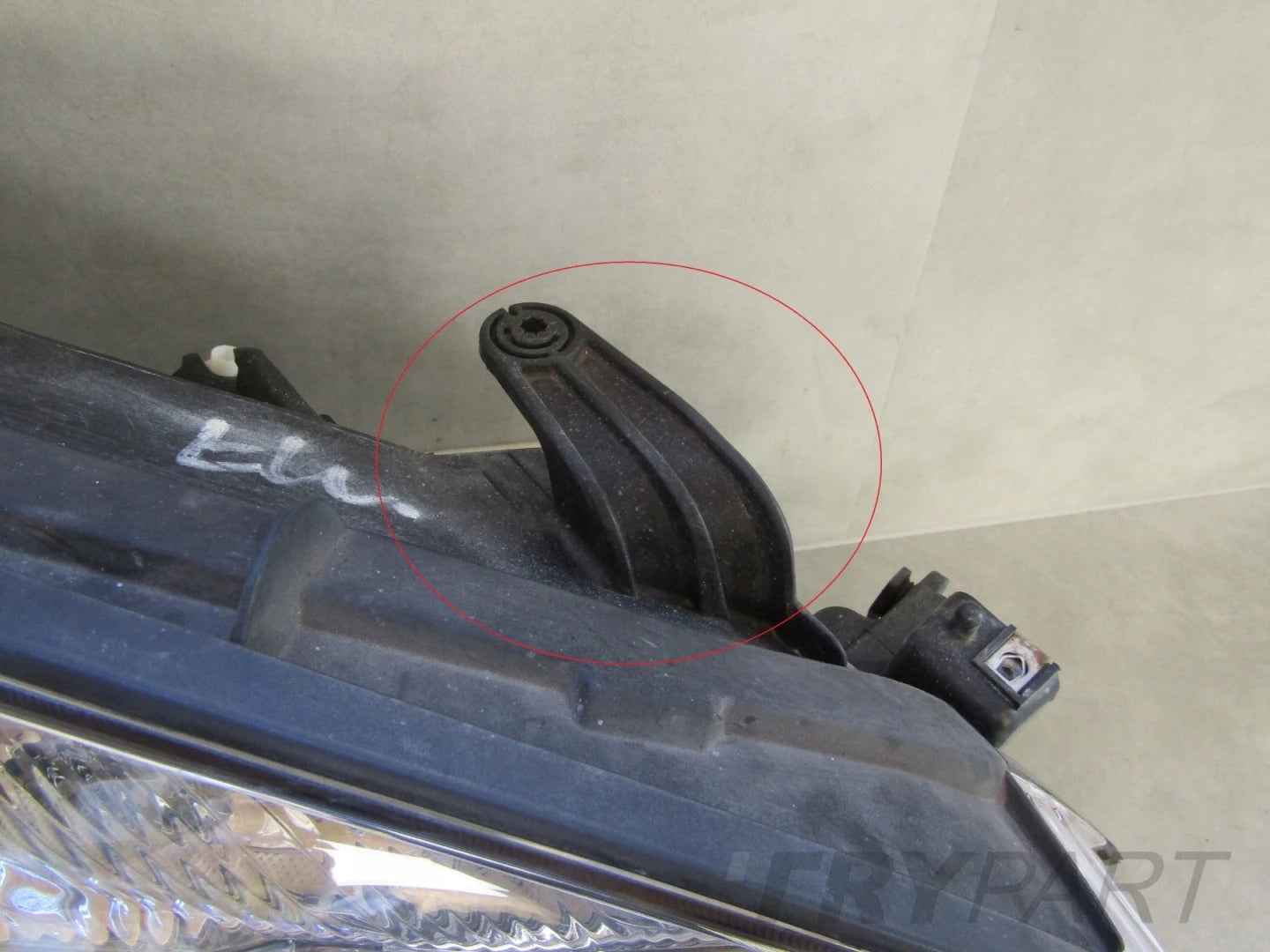Front Lamp Opel Mokka A STANDARD 12-16 RH 95095497