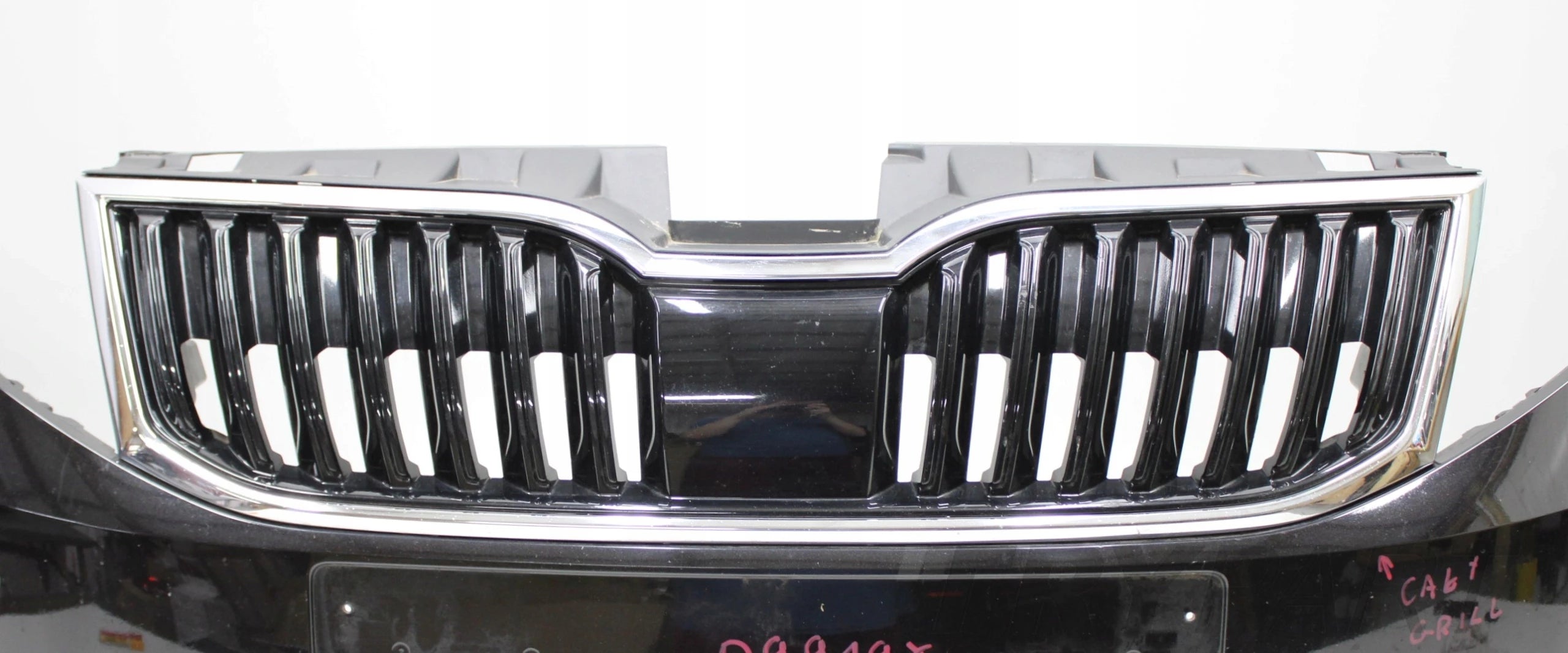 SKODA OCTAVIA III FACELIFT 5E0 FRONT BUMPER ORG + GRILLE + VENTS