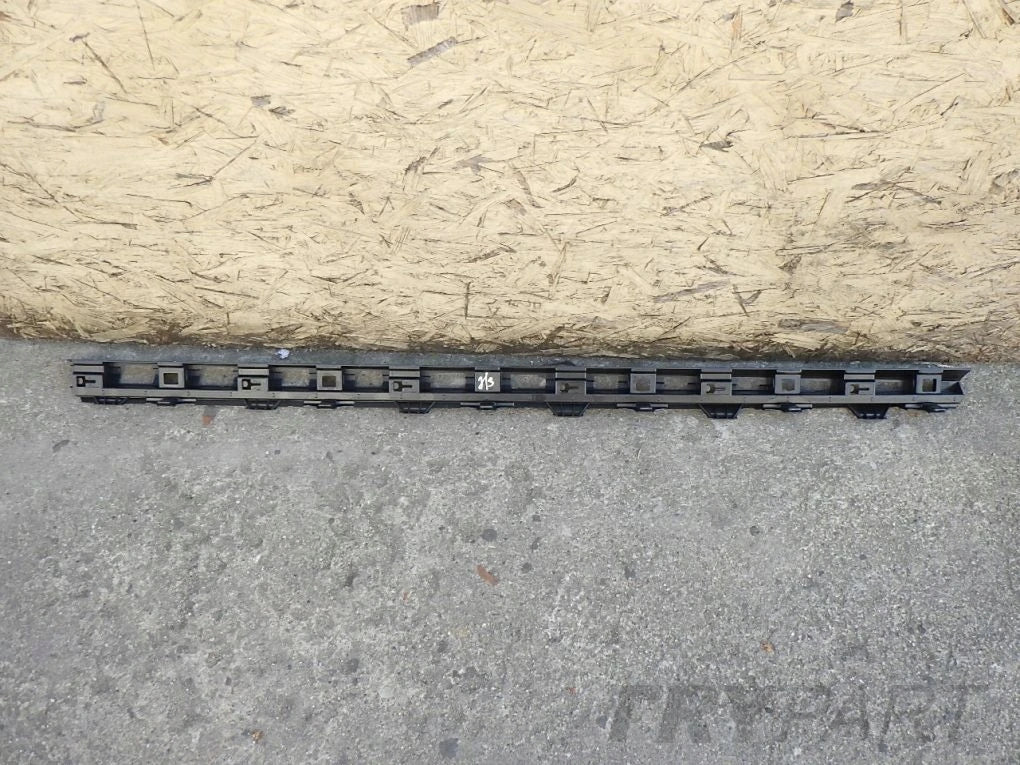 VW Passat B8 3G0 14- Left Sill Mount