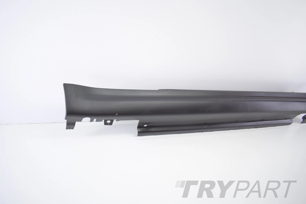MINI COOPER R56 S RIGHT SILL PANEL ROCKER MOULDING COMPLETE