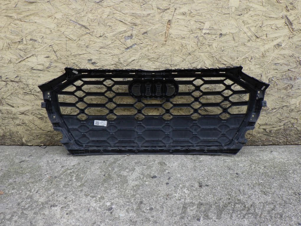 AUDI Q5 SQ5 2 II 80A LIFT 2021- Grille Latch