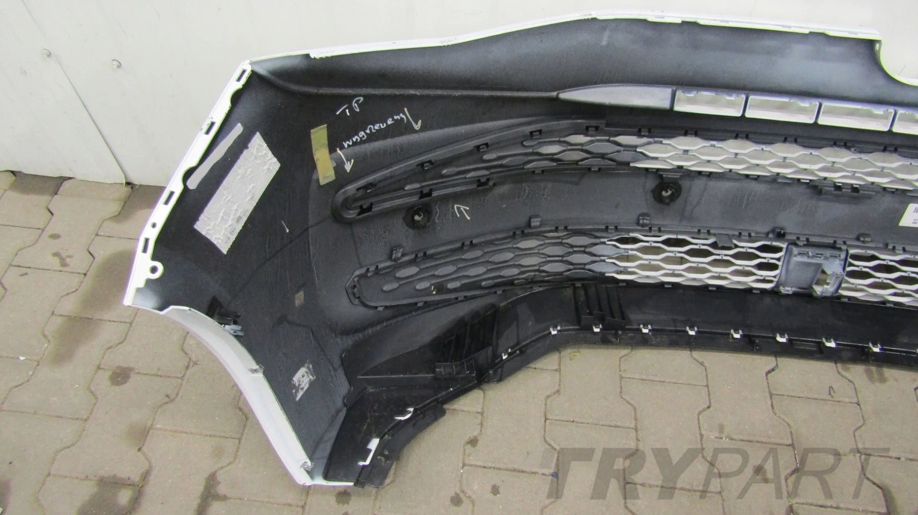 Front Bumper VW Multivan T7 7T0 21-