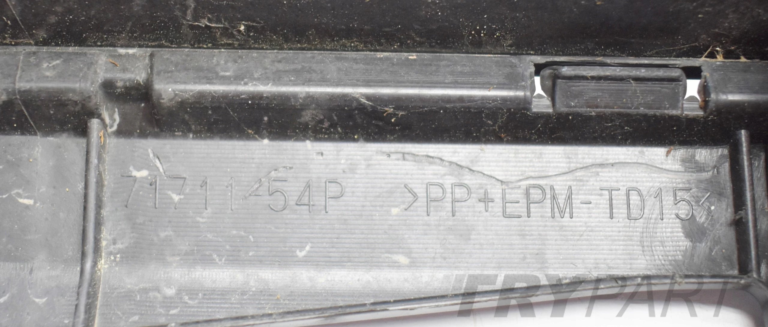 SUZUKI VITARA III FRONT BUMPER EXCELLENT CONDITION