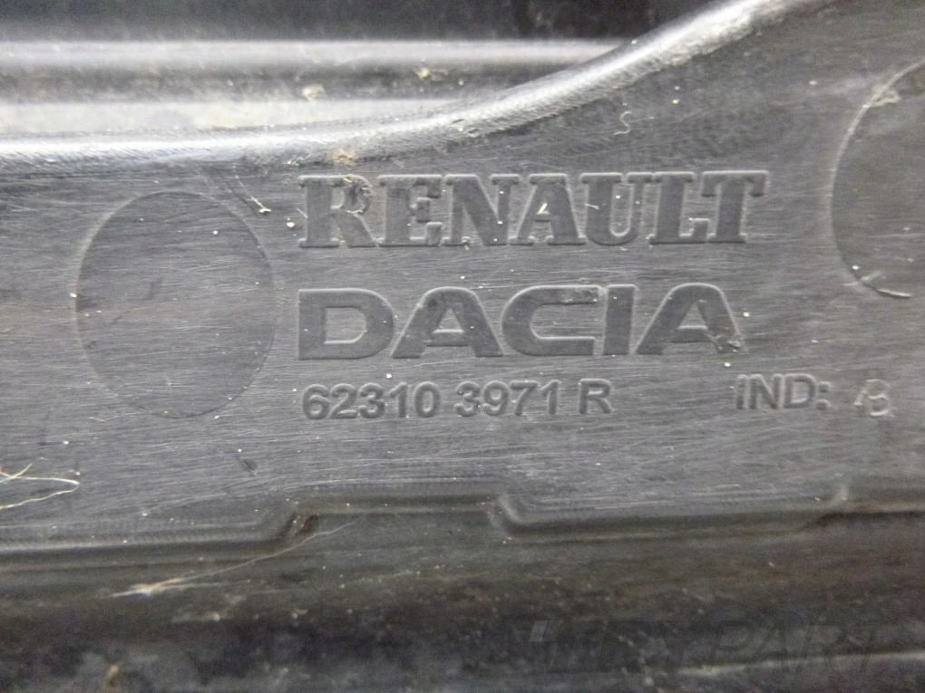 Dacia Sandero II Logan Grill