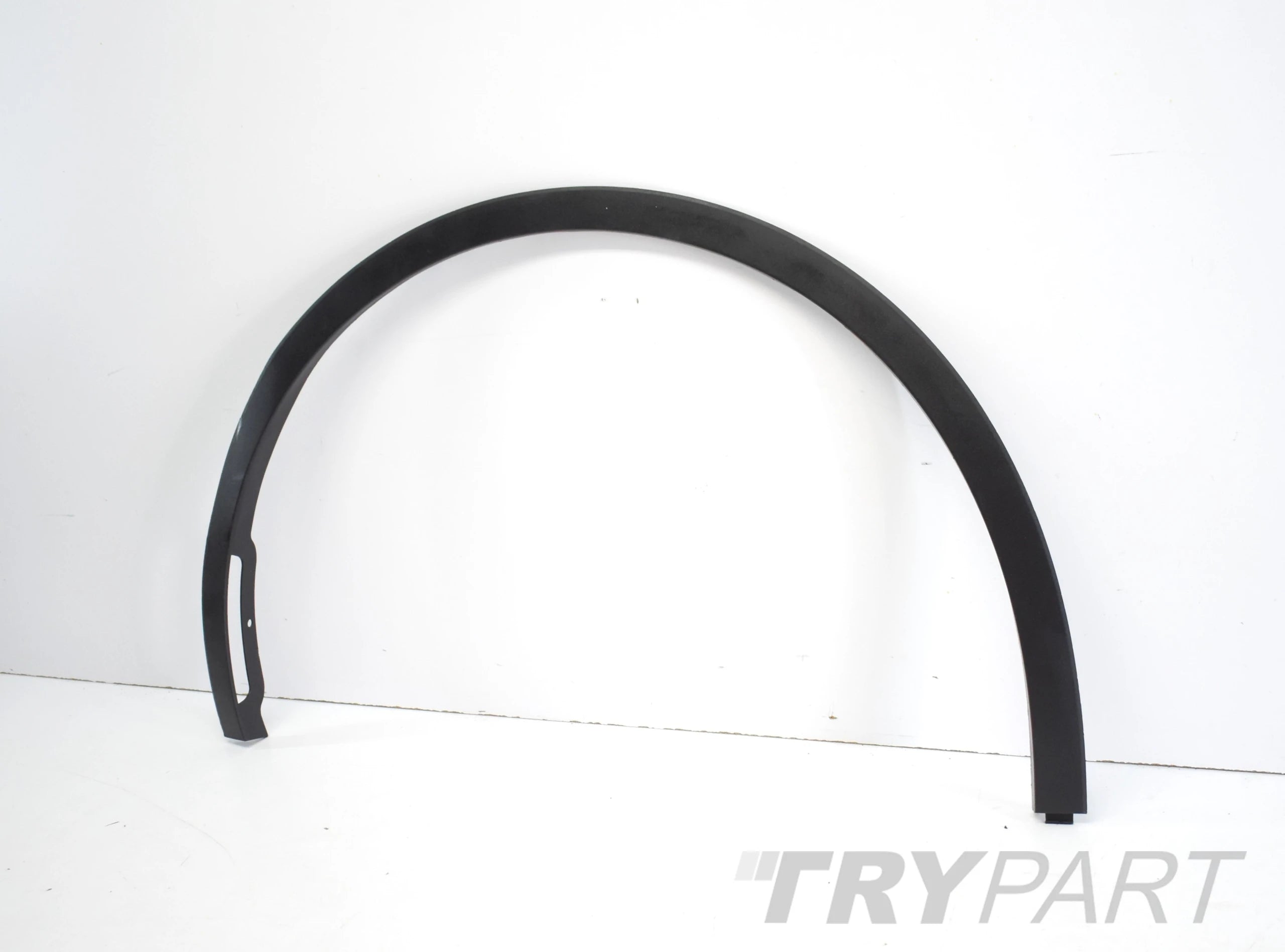 TESLA MODEL Y LEFT FRONT FENDER MOLDING ORG