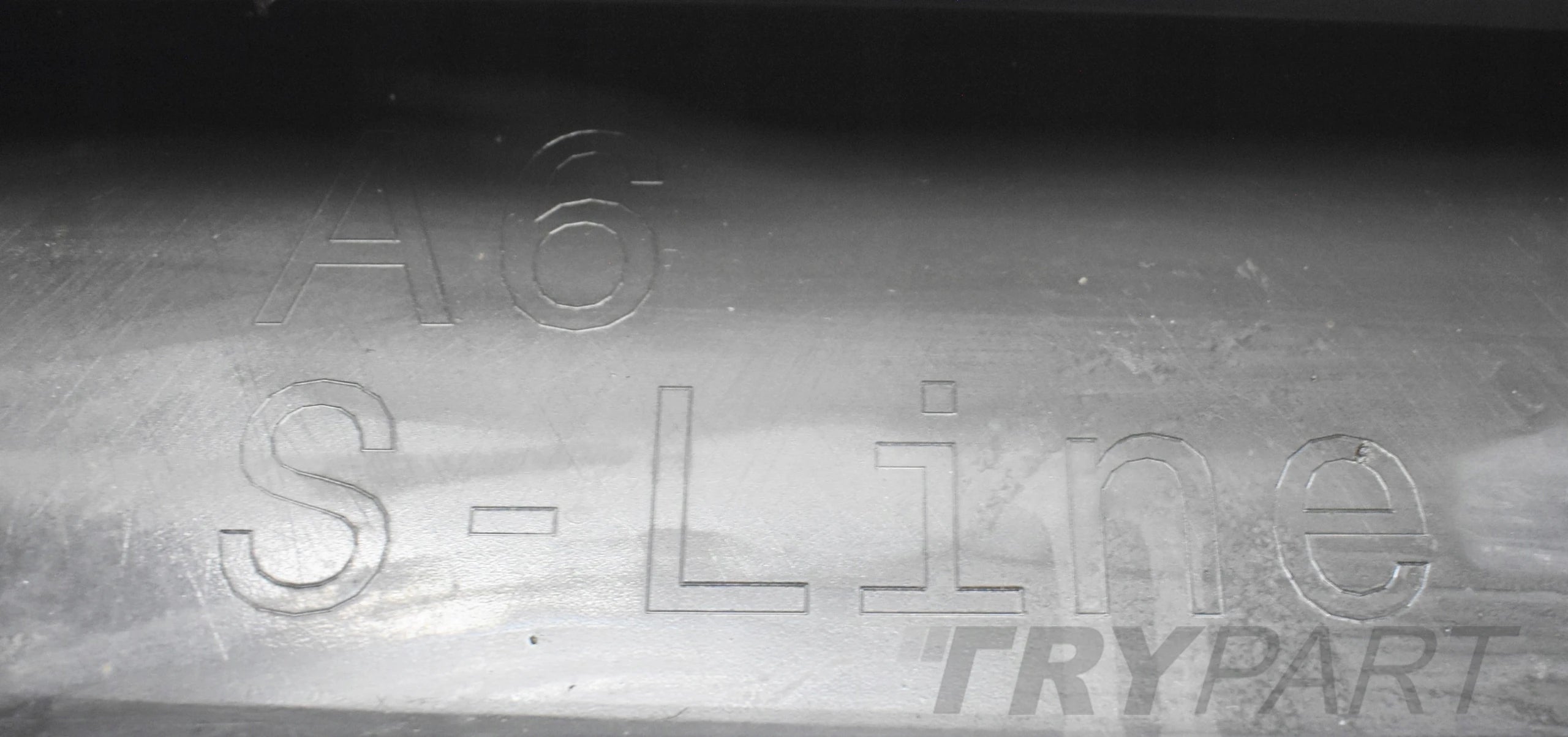 AUDI A6 C7 S LINE LIFT RIGHT SILL MOULDING