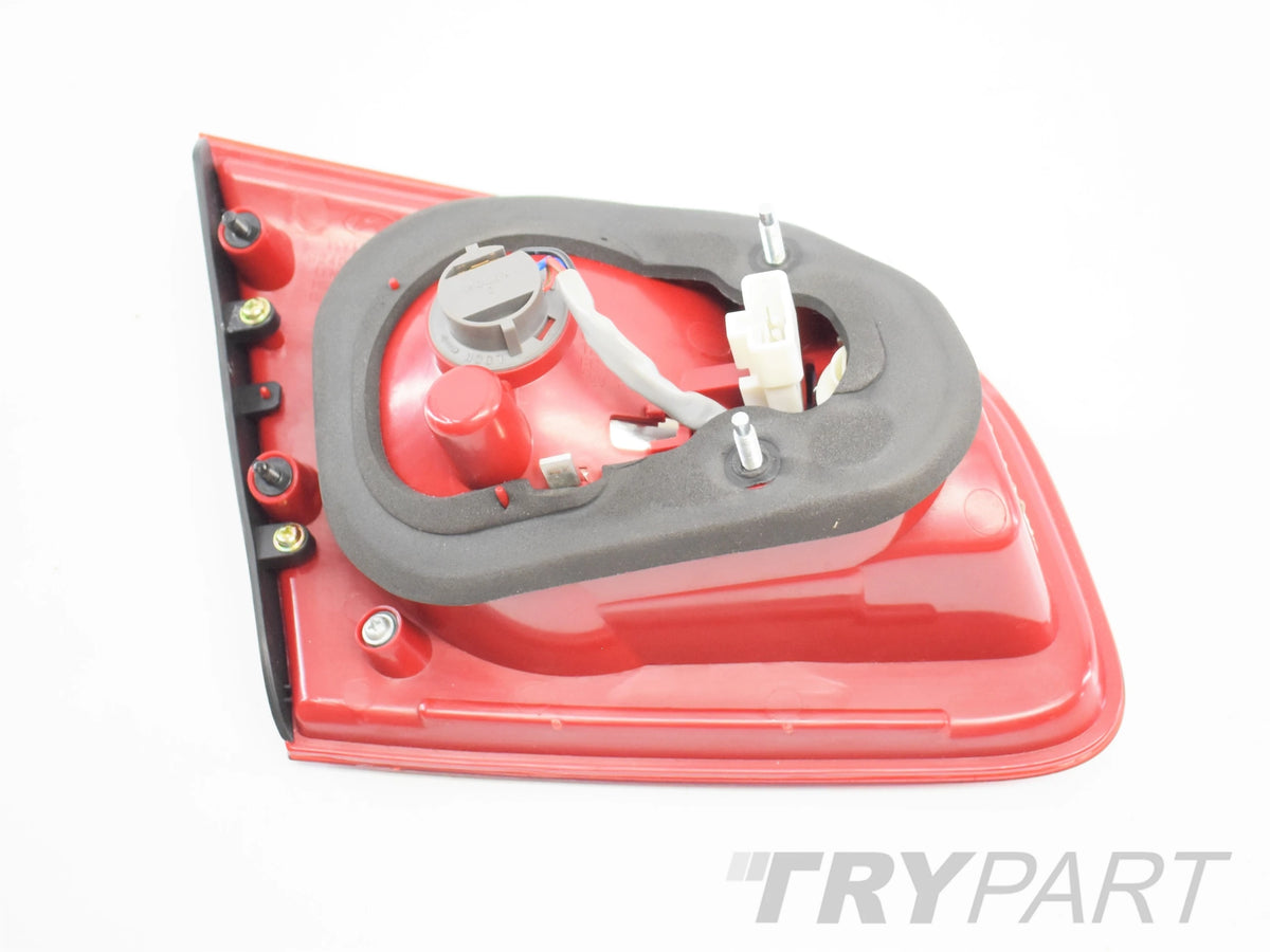 HYUNDAI SANTA FE II TAILGATE RIGHT TAIL LIGHT ORG NEW