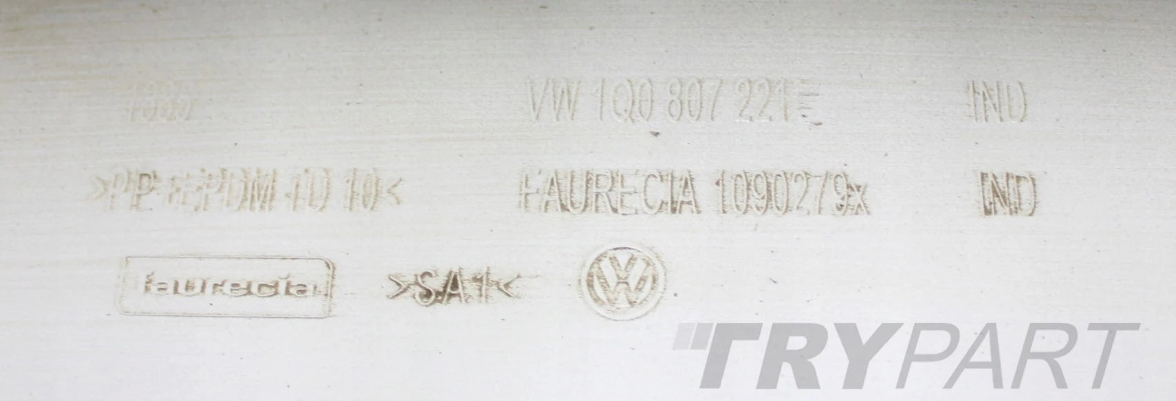 VW EOS 1Q0 LIFT FRONT BUMPER ORG