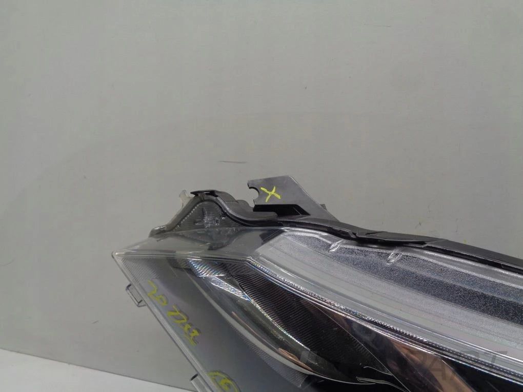 TOYOTA YARIS III LIFT 13- LEFT HEADLIGHT