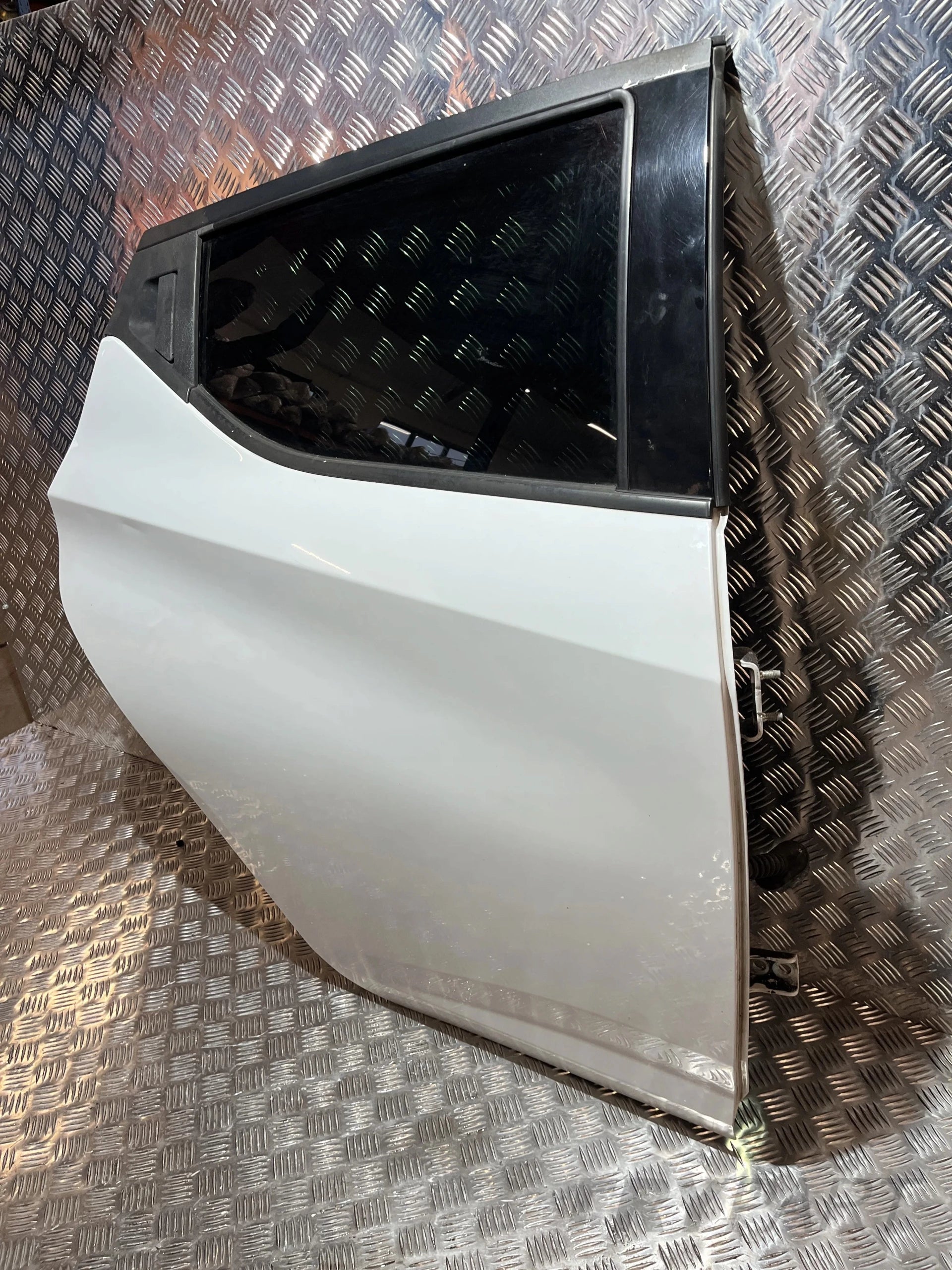 REAR RIGHT DOOR NISSAN MICRA V K14 17- ZY2