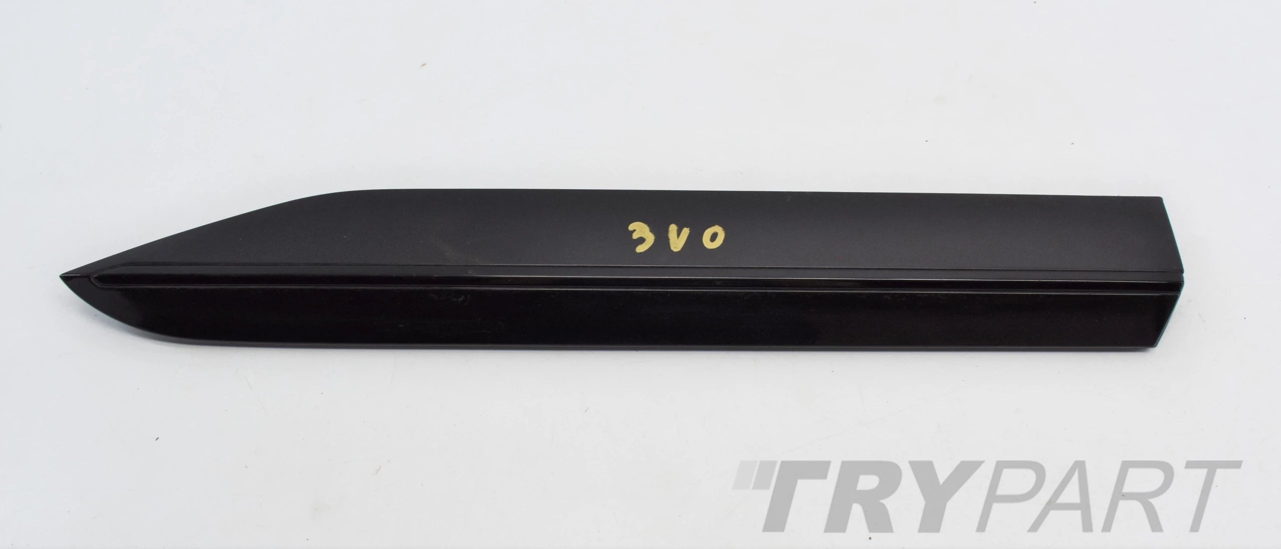 SUPERB III 3V RIGHT CHROME DOOR STRIP FRONT + REAR