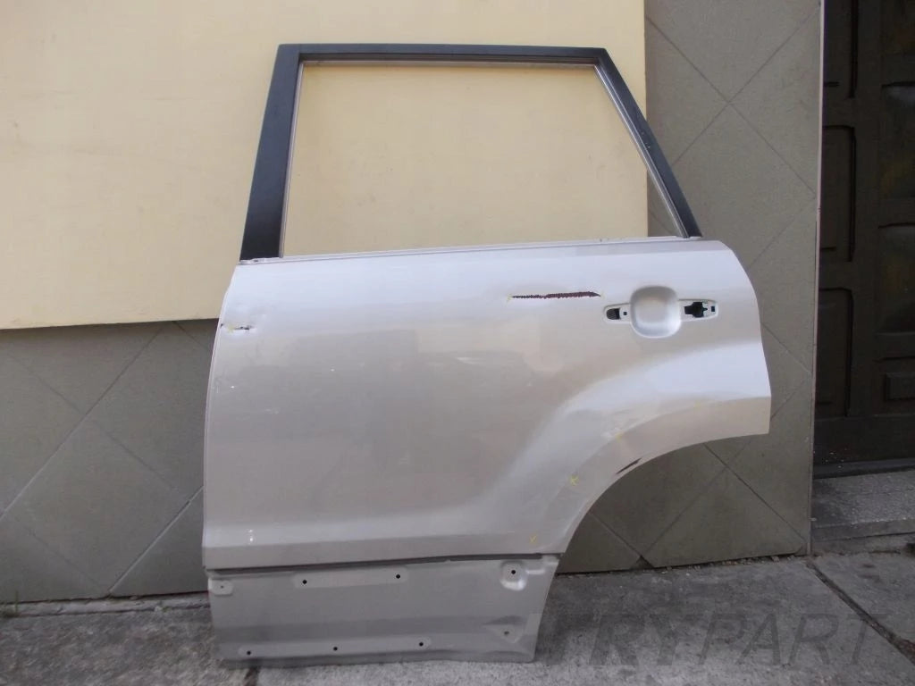 Suzuki Grand Vitara 05 2005- Left Rear Door