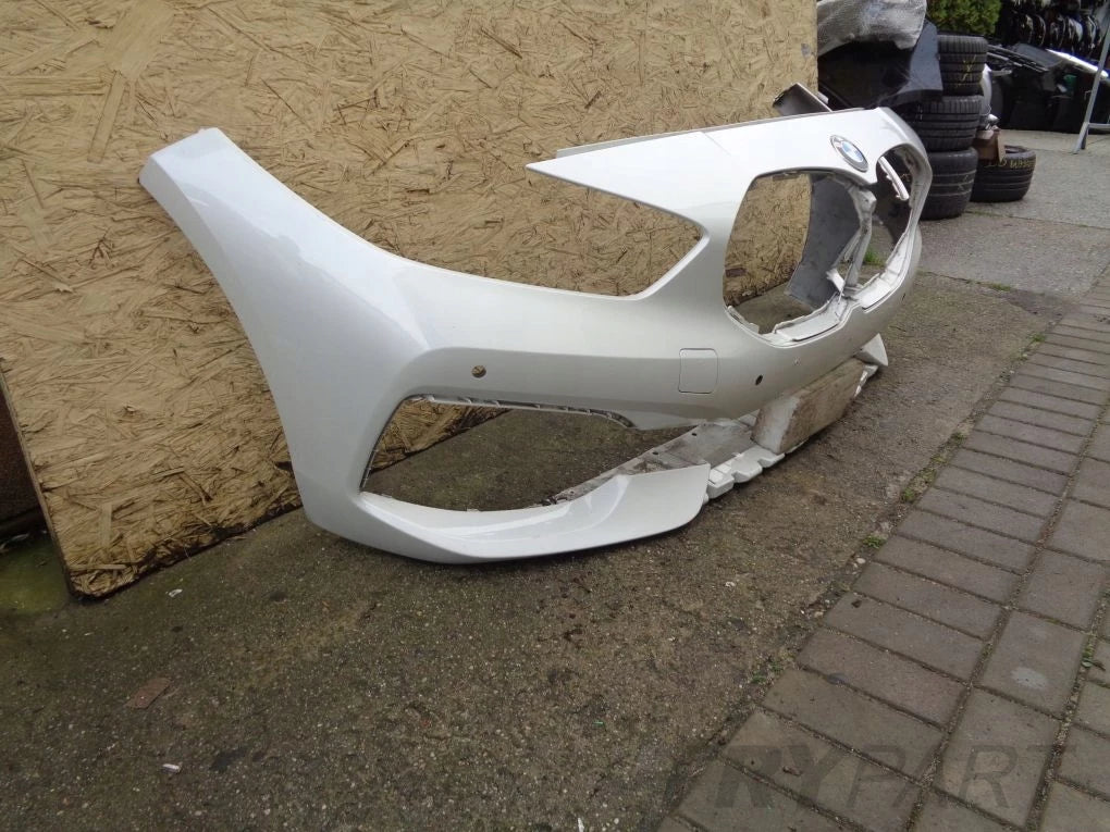 BMW 1 F40 2019- Front Bumper