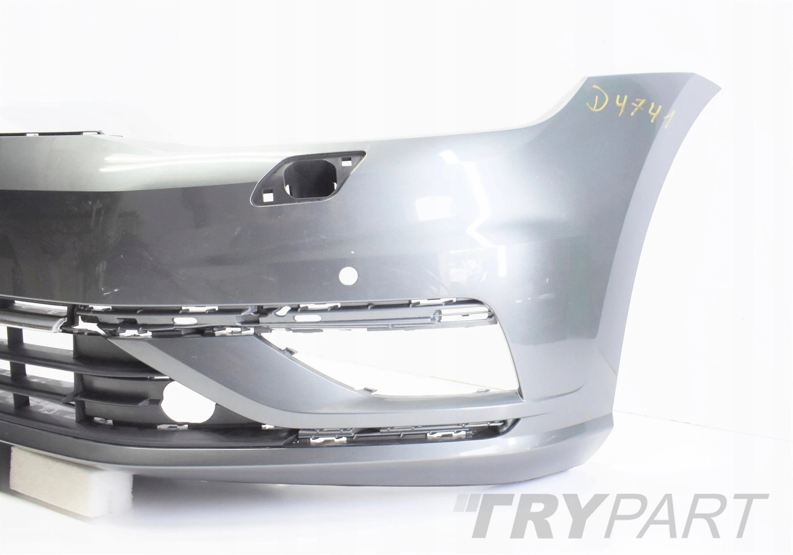 GOLF VII 5G0 LIFT FRONT BUMPER, SUPER CONDITION, ORIGINAL