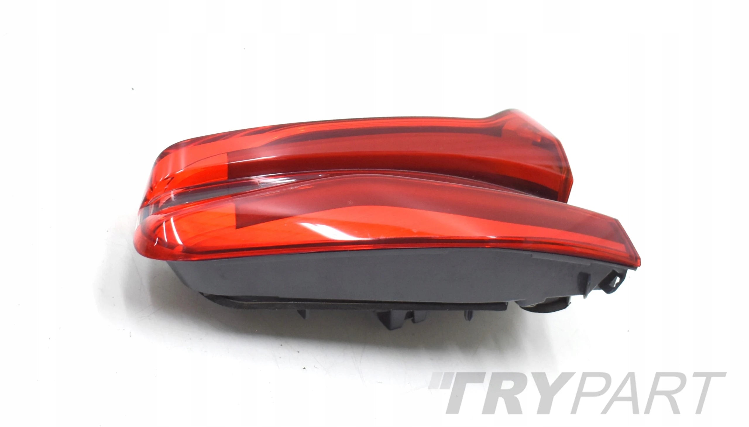 BMW 6 G32 RIGHT TAIL LIGHT IN TAILGATE ORG EU