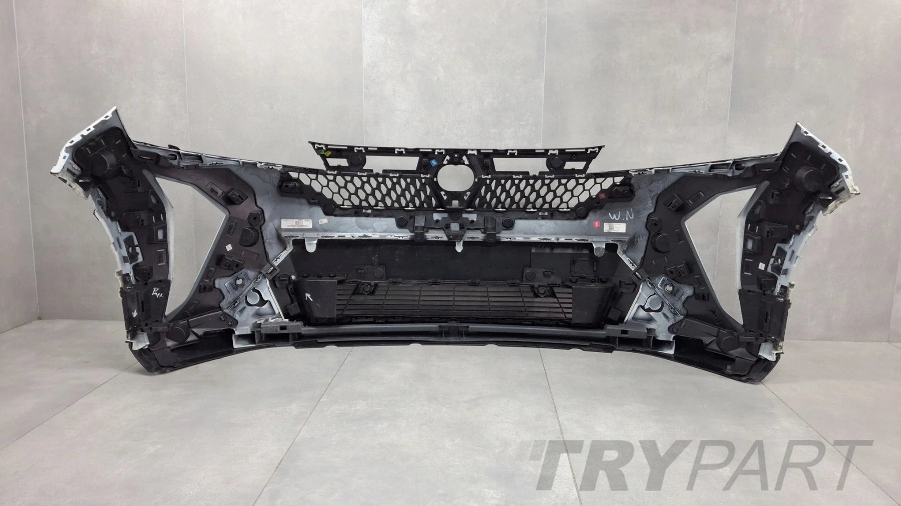 Front Bumper RENAULT SCENIC 5 V E-Tech 24-