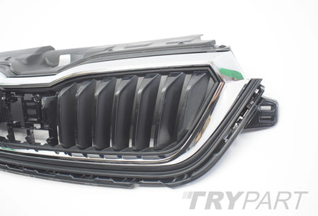 SKODA SCALA 657 BUMPER GRILLE OEM