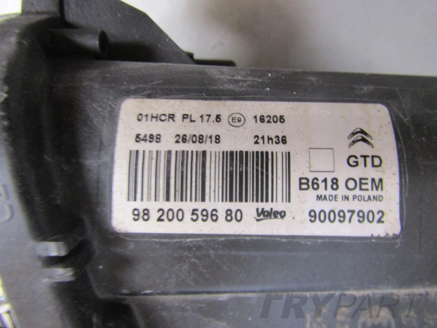HEADLIGHT CITROEN C3 III STANDARD 16-20 LH LEFT 9820059680
