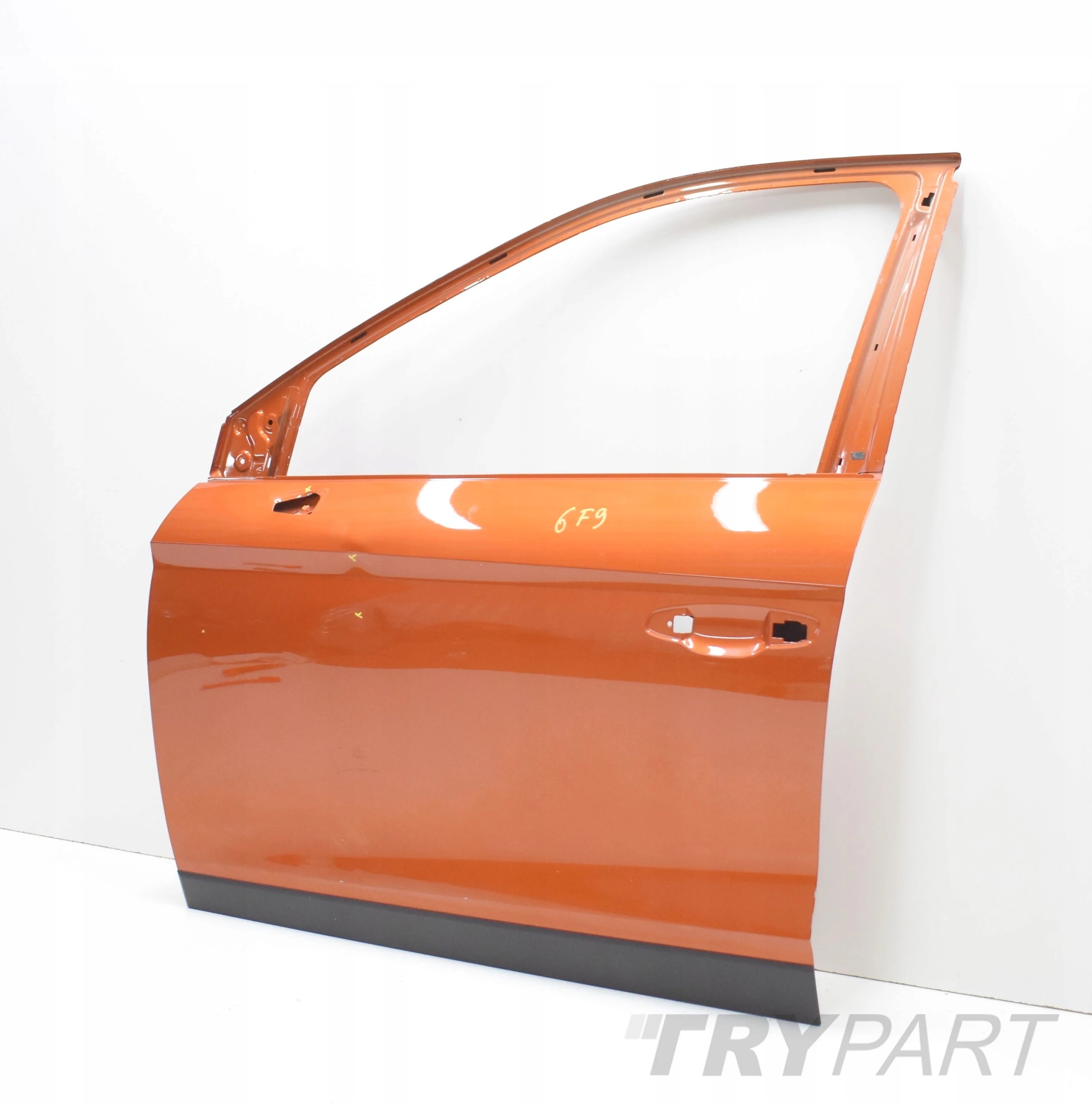 SEAT ARONA 6F9 LEFT FRONT DOOR ORG 6F9831311