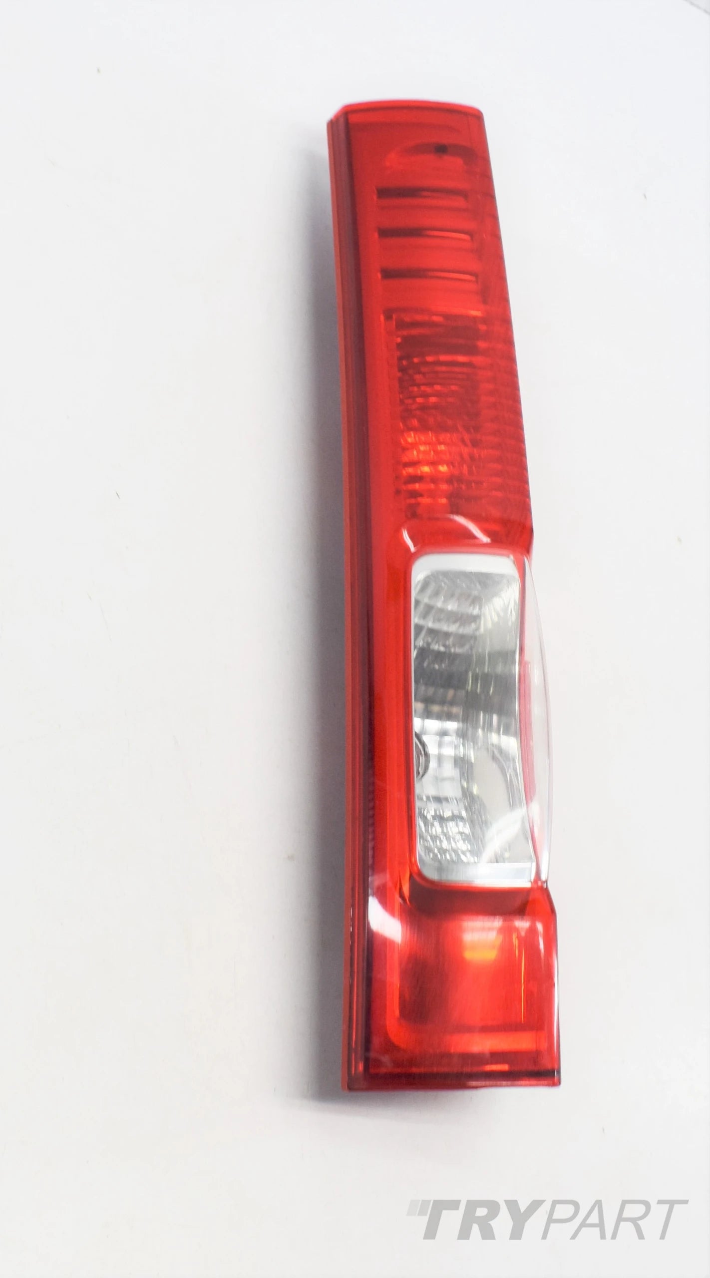 RENAULT TRAFIC II RIGHT REAR LAMP ORG EU