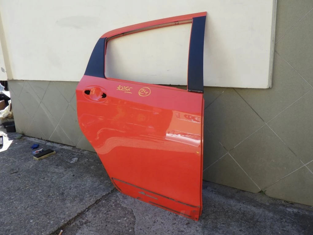 TOYOTA YARIS III 3 11- Right Rear Door