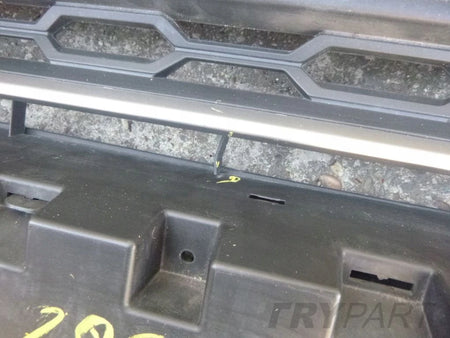 FORD ECOSPORT MK2 II 2 FACELIFT 17- GRILLE HOLDER