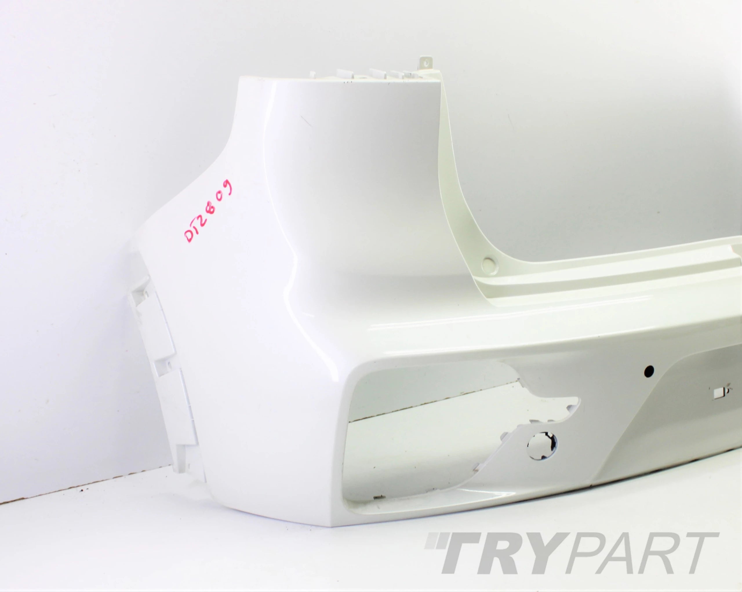 KIA E-NIRO ELECTRIC REAR BUMPER, SUPER CONDITION