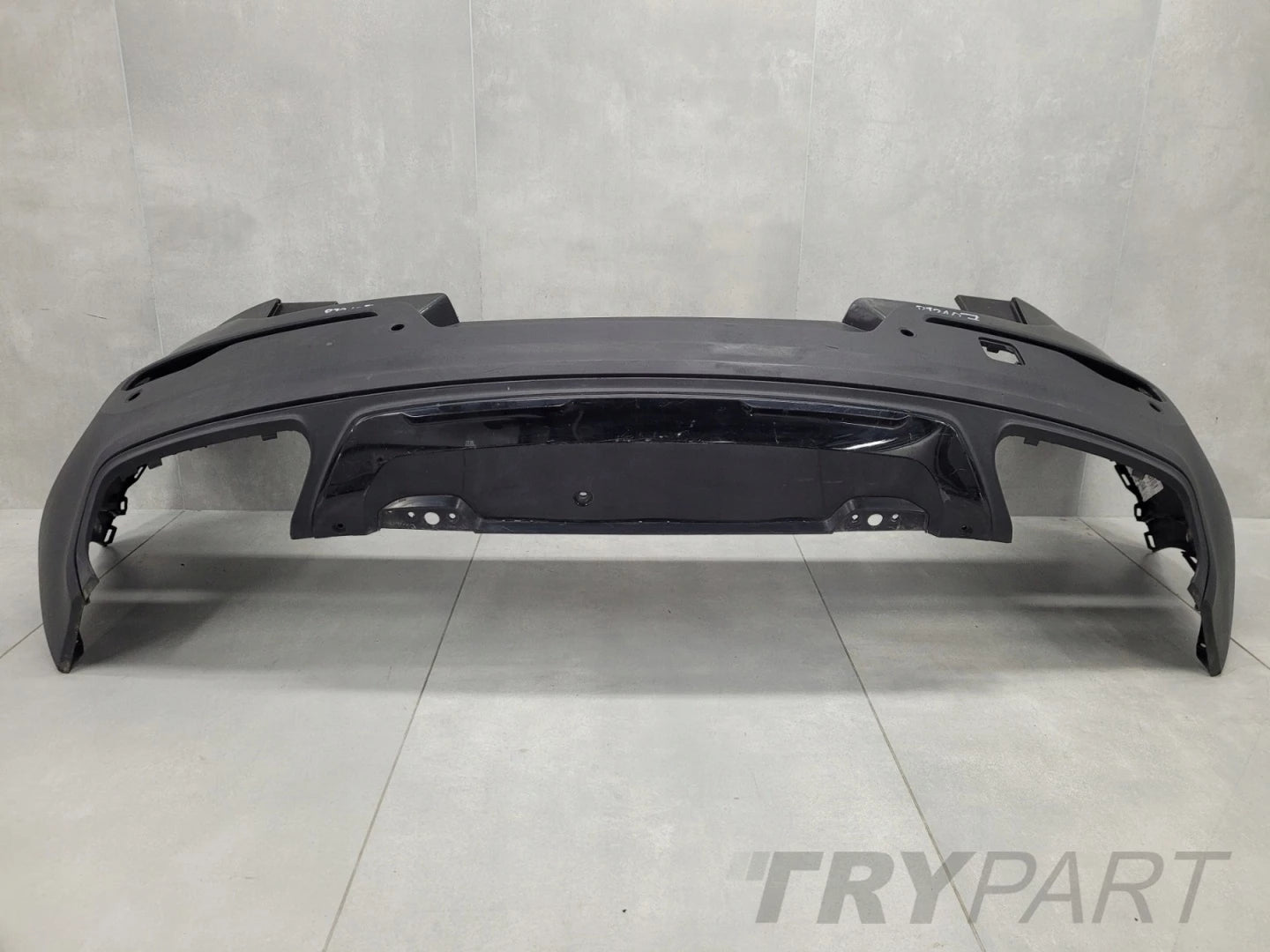 Rear Bumper Volvo XC40 XC 40 R-Design 17-