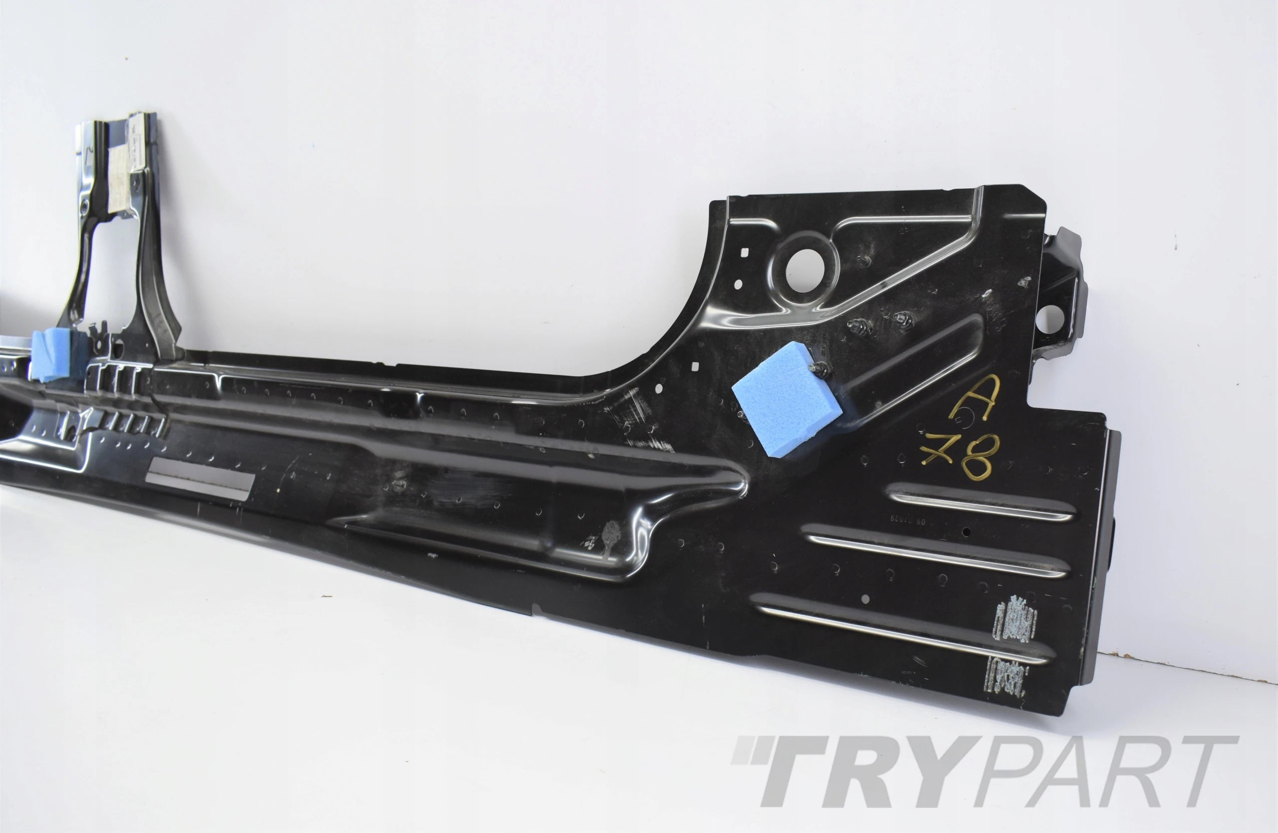 BMW 5 F10 F11 LEFT INNER SILL COVER ORG