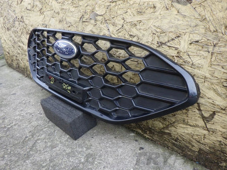 FORD FOCUS MK4 IV LIFT ST LINE 21- Grille