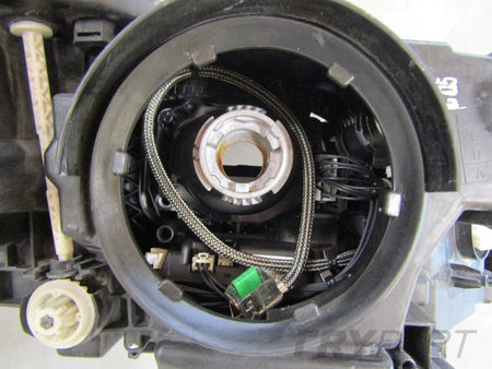 SKODA SUPERB 3 III 3V1 XENON HEADLIGHT, SWIVELING, LEFT SIDE, 2015-2019