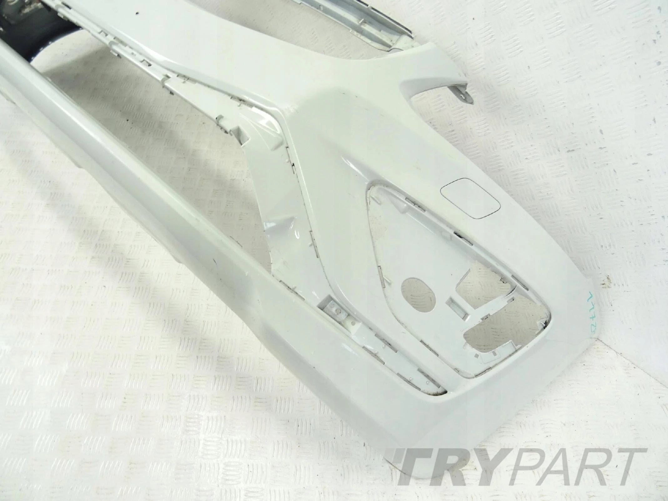 Volvo XC60 R-Design LIFT Front Bumper