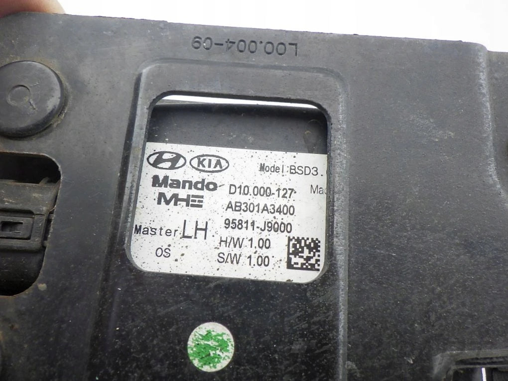 Hyundai Kona I RADAR SENSOR 95811-J9000 rear left