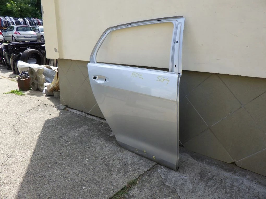 VW GOLF 7 VII 5G4 HB 2012- Rear Right Door