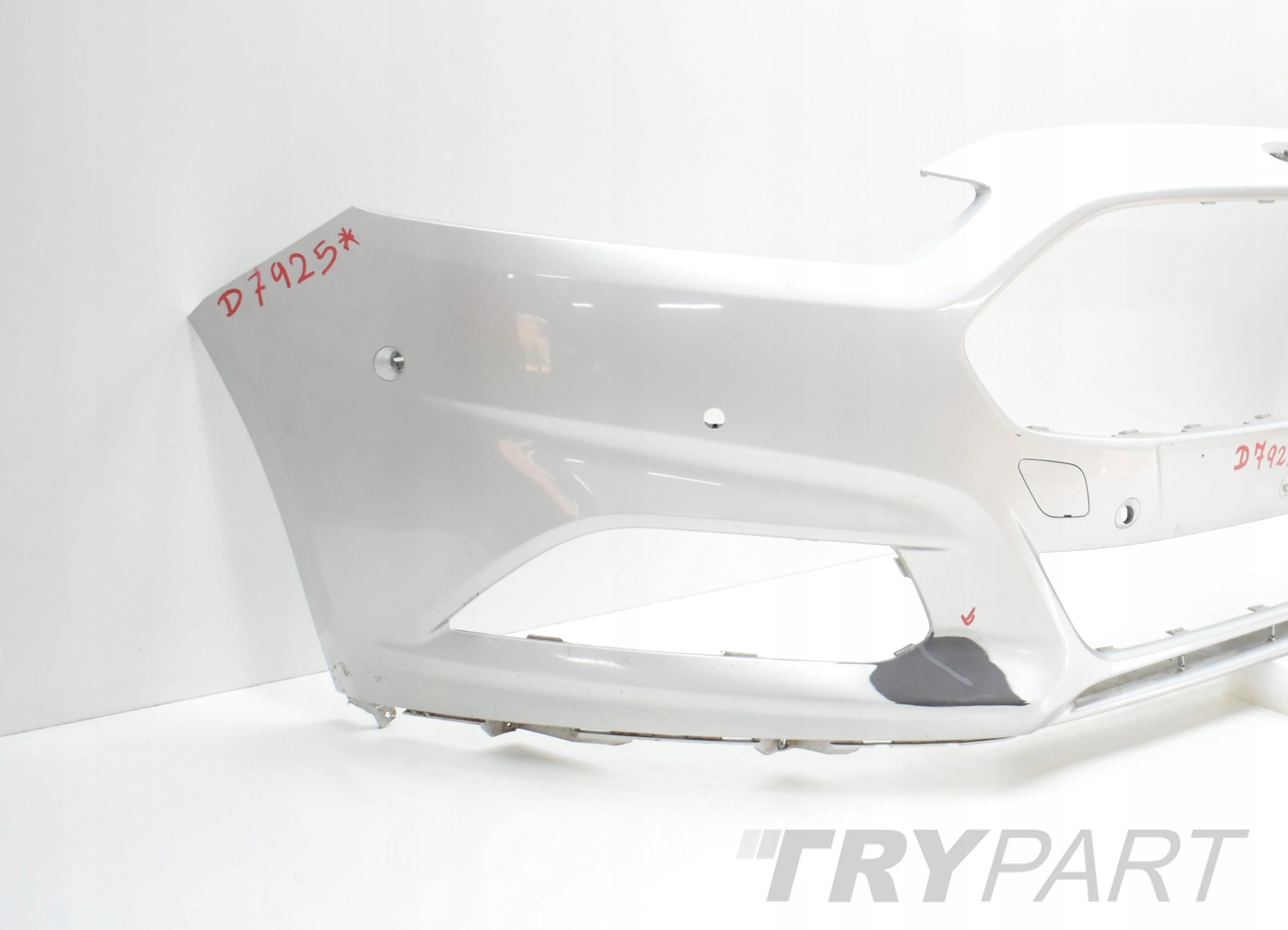 FORD MONDEO MK5 FRONT BUMPER NICE ORIGINAL
