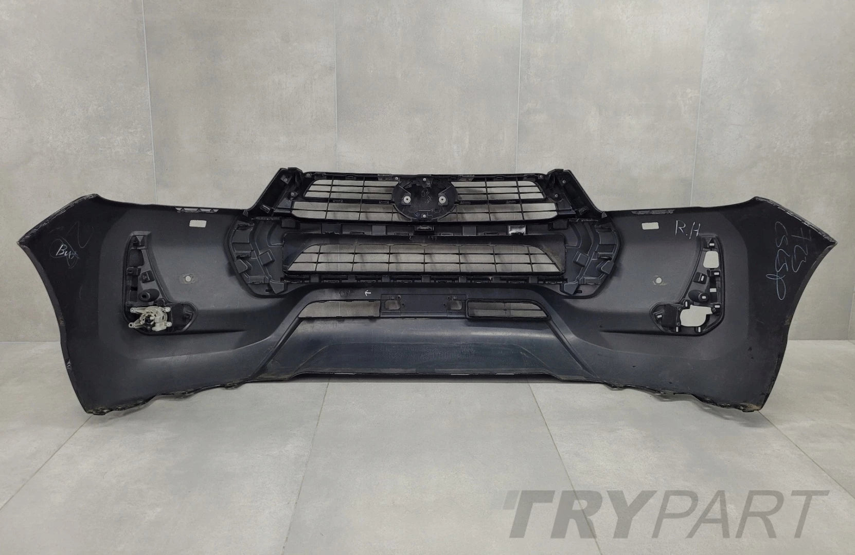 Front Bumper Toyota Hilux 8 VIII Lift 9 IX 20-