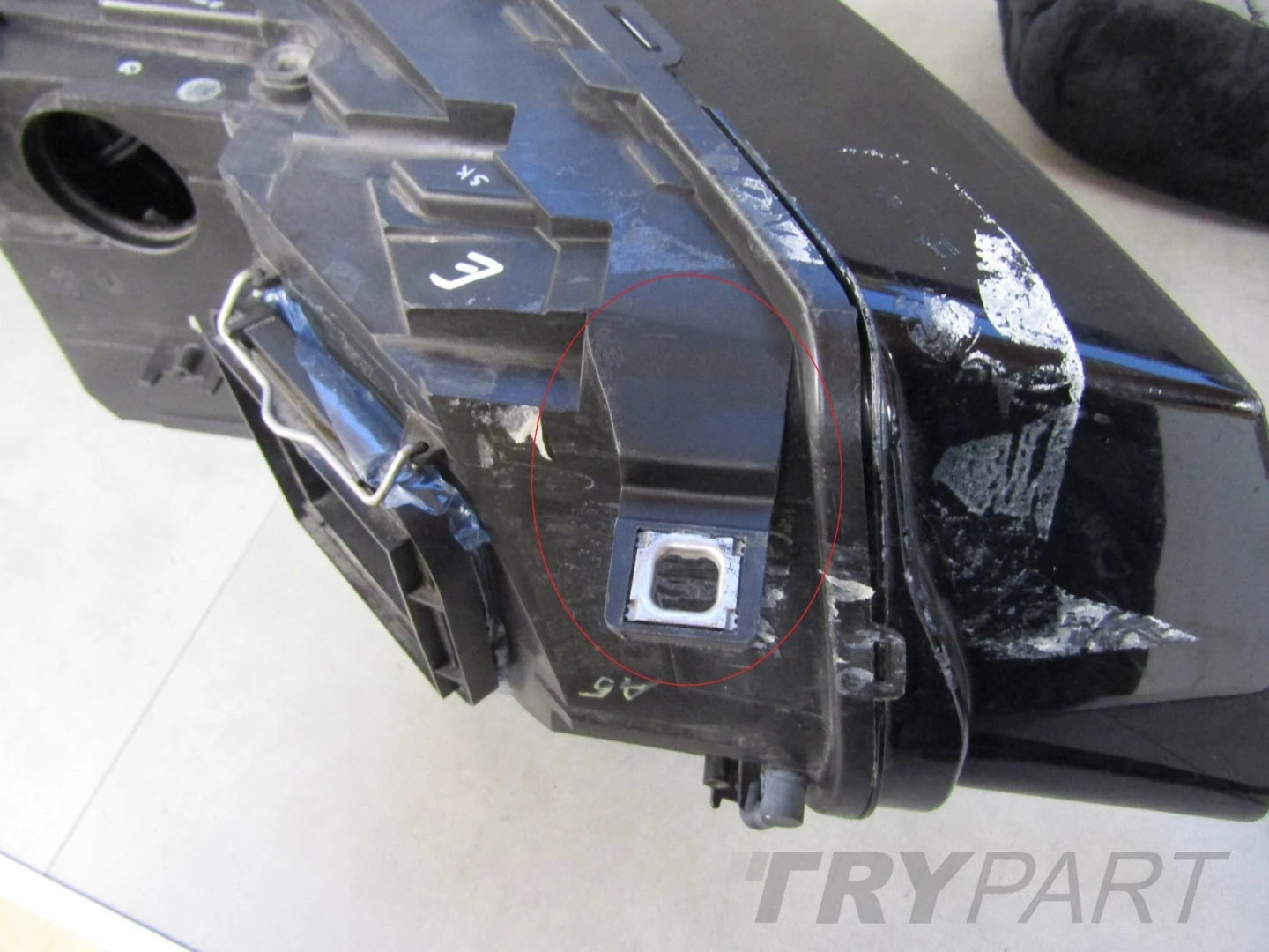 AUDI Q5 8R0 08-12 HEADLIGHT XENON ACTIVE LH LEFT