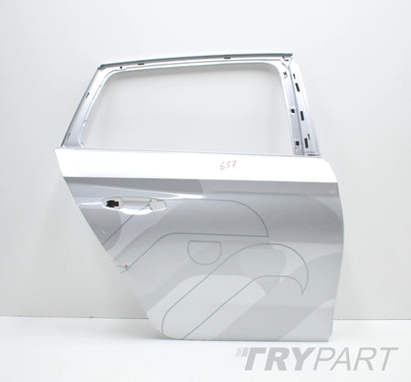 SKODA SCALA 657 RIGHT REAR DOOR ORG