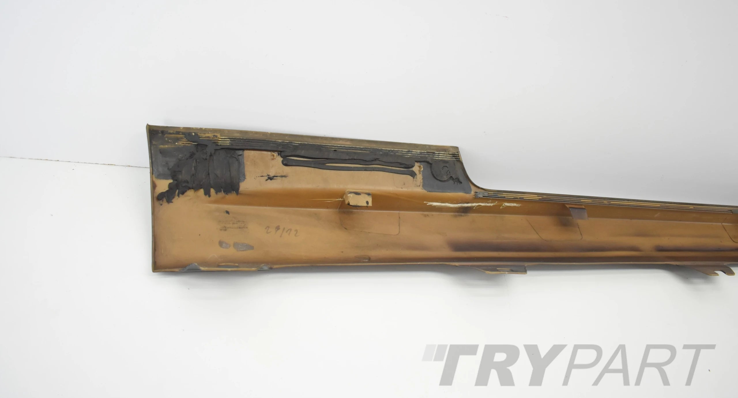 VW SCIROCCO 1K8 R LINE LEFT SILL STRIP