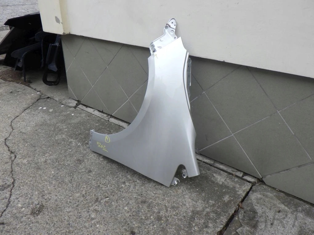 TOYOTA COROLLA E21 HB KOMBI 18- Left Front Fender