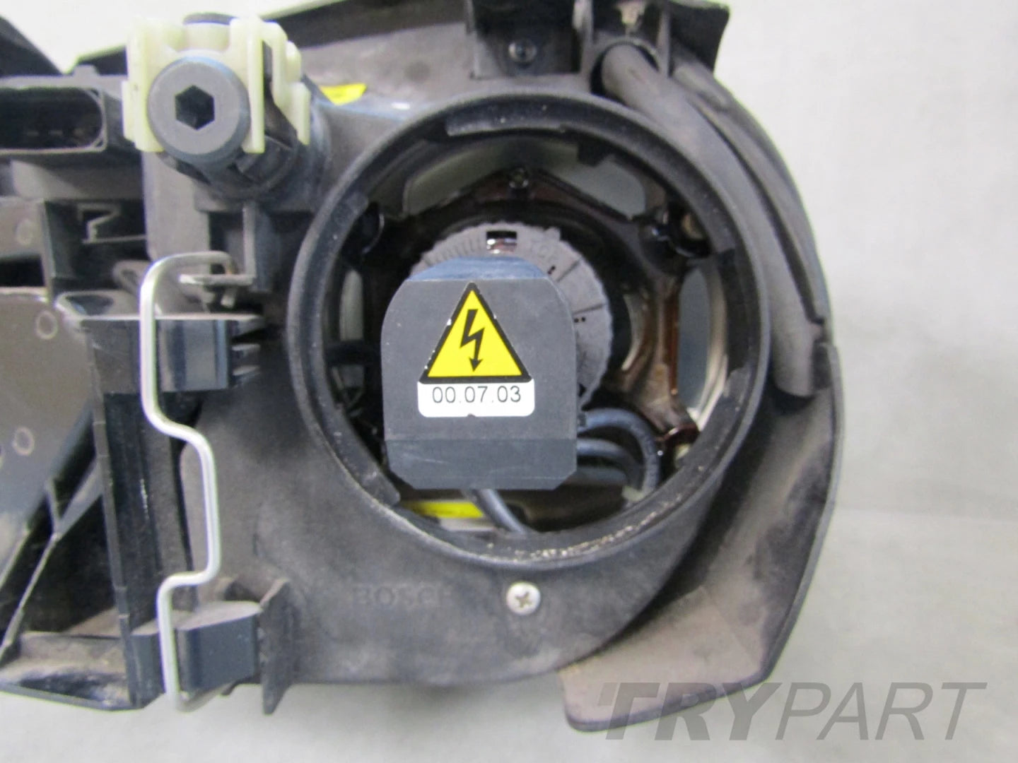 VW Golf 4 IV Xenon Headlight 97-06 RH 1J1941016L