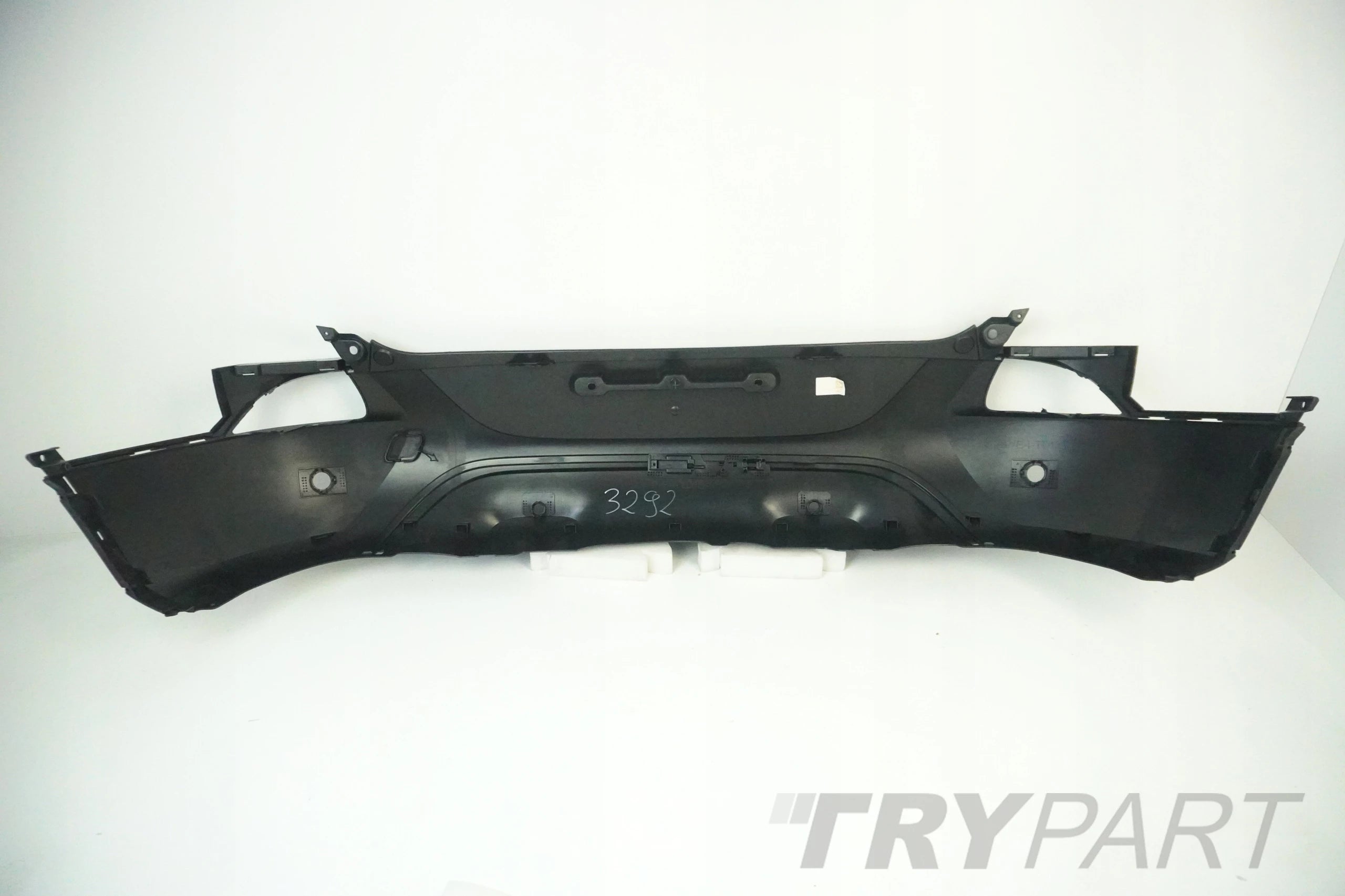 RENAULT KADJAR 15-18 FACTORY NEW REAR BUMPER 4 PDC ORIGINAL OE