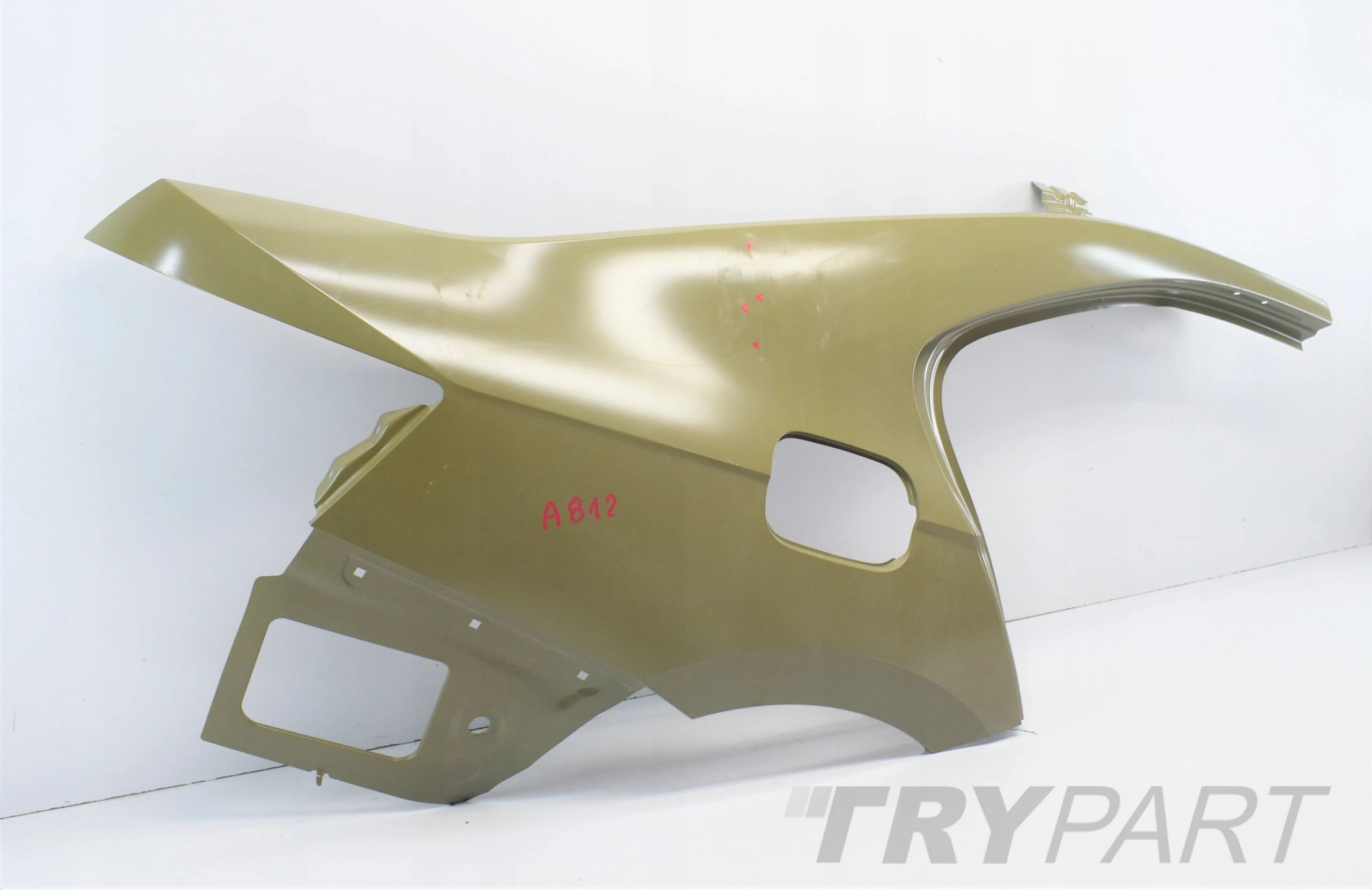 SUPERB III 3V5 RIGHT REAR FENDER HOUSING SEDAN