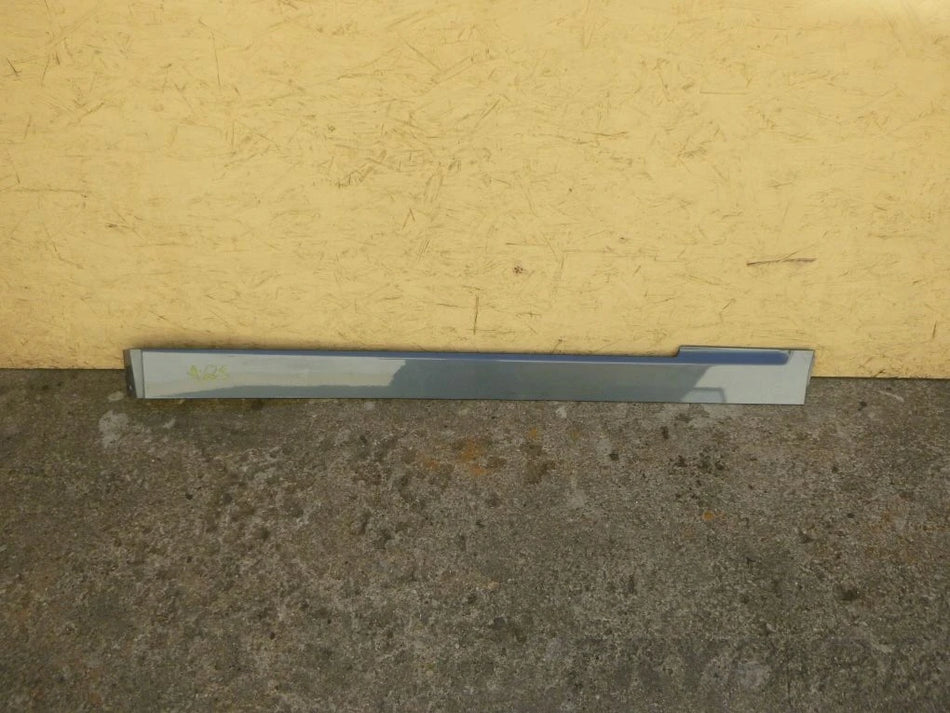 MERCEDES VITO VIANO 639 fender trim right rear
