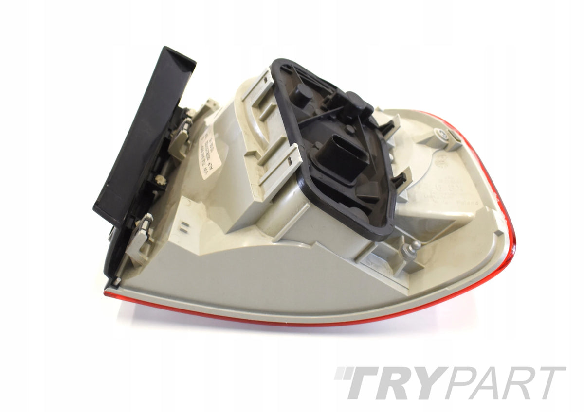 VW TOUAREG 7L6 LEFT REAR LIGHT EU ORIGINAL NEW