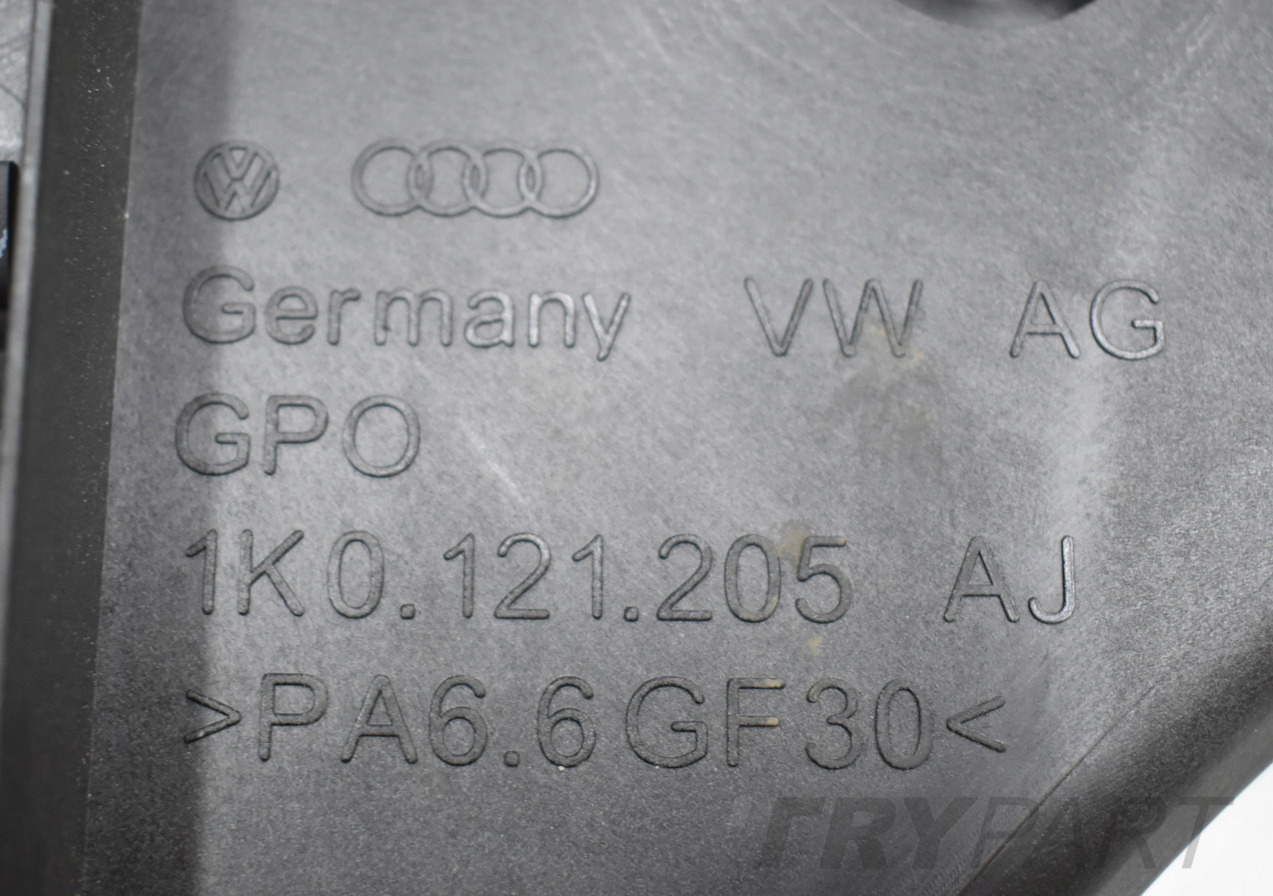 AUDI SKODA VW COOLING FAN HOUSING ORG 1K0121205AJ