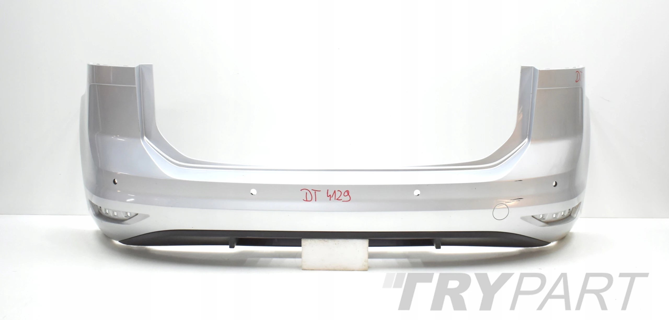 VW TOURAN III 5TA REAR BUMPER ORIGINAL + BOTTOM
