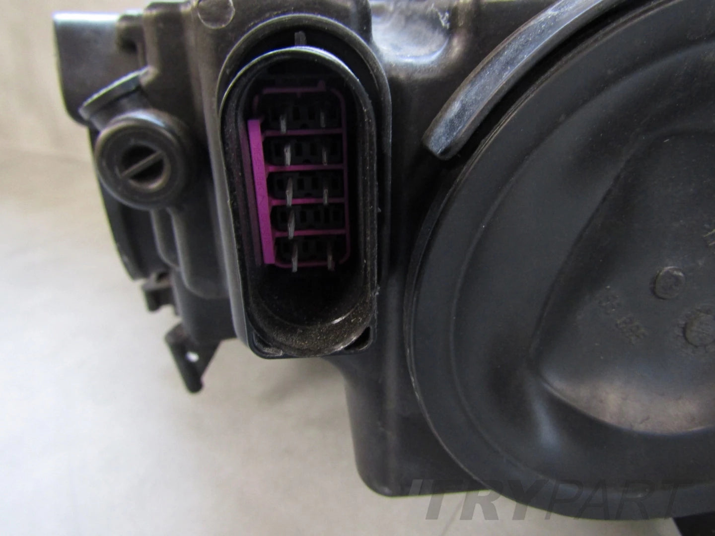 HEADLIGHT SKODA SUPERB II 2 STANDARD LENS 08-13 RH 3T1941018C