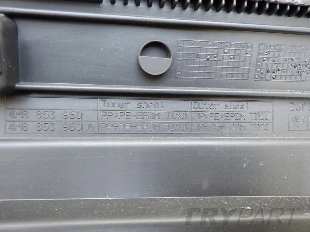 AUDI Q8 4M8 SQ8 S-LINE 18- Right Front Door Molding